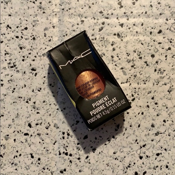 NWT MAC Cosmetics Melon Pigment Full Size - Picture 2 of 8